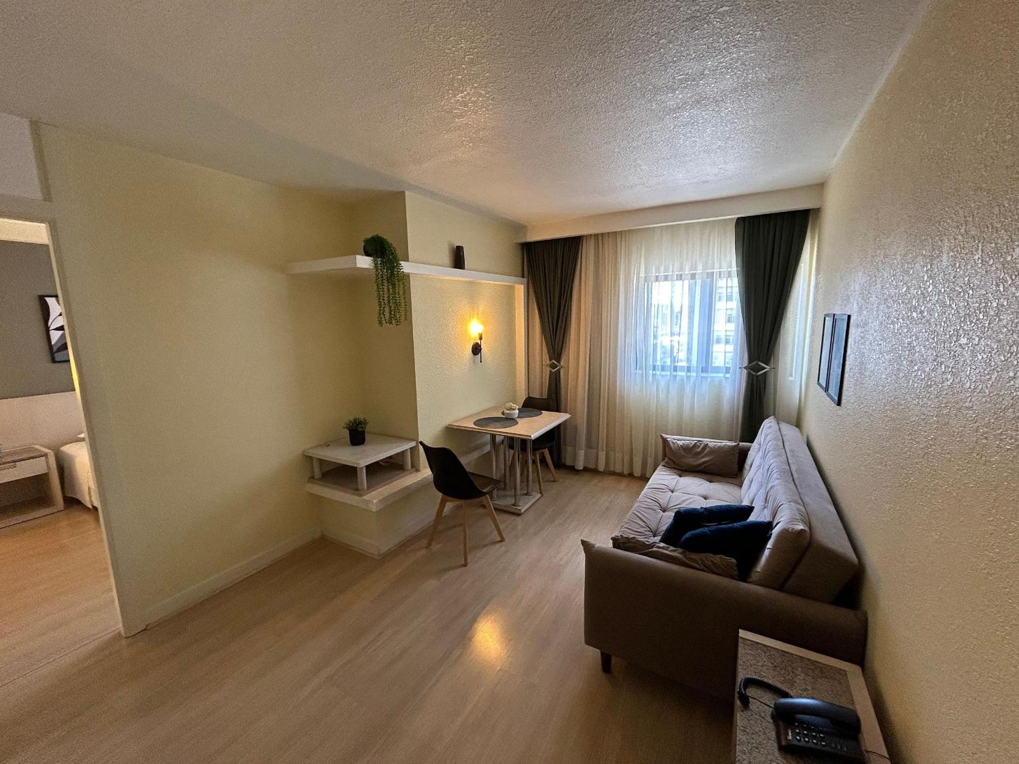 Apartamento Flat No Local Do Centro/batel Curitiba